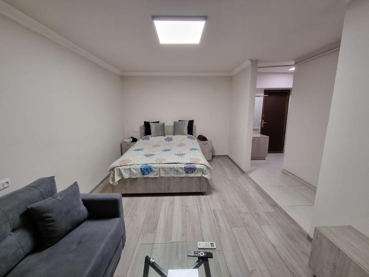 Apartamento Vagashyan 18 Ereván Exterior foto